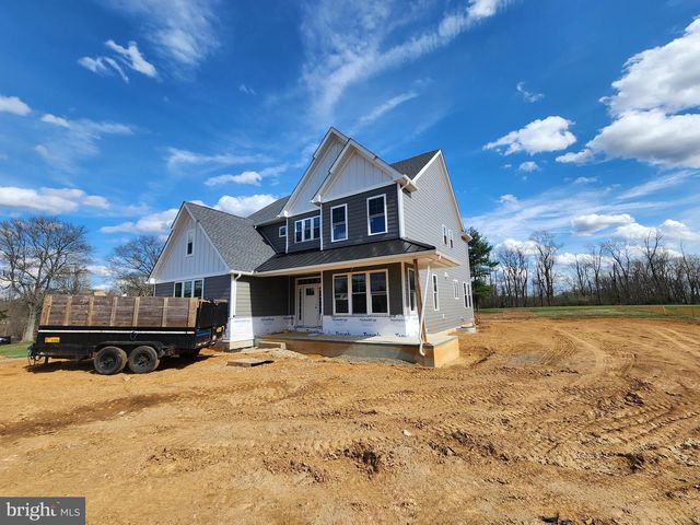 324 BISHOP HOLLOW RD, Newtown Square, PA 19073