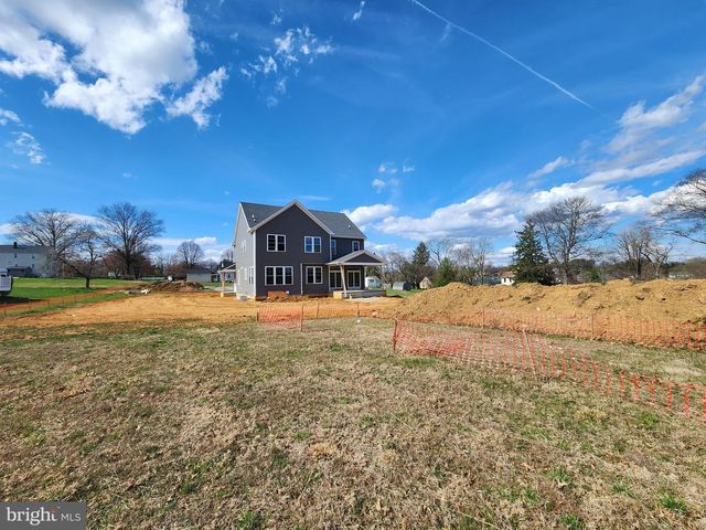 324 BISHOP HOLLOW RD, Newtown Square, PA 19073