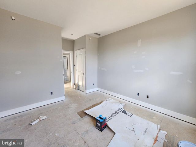 324 BISHOP HOLLOW RD, Newtown Square, PA 19073