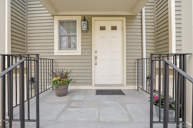 1502 Regent Drive, Mount Kisco, NY 10549