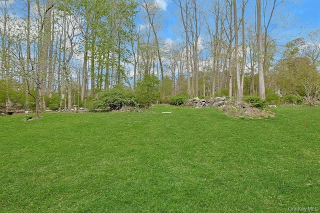 1502 Regent Drive, Mount Kisco, NY 10549