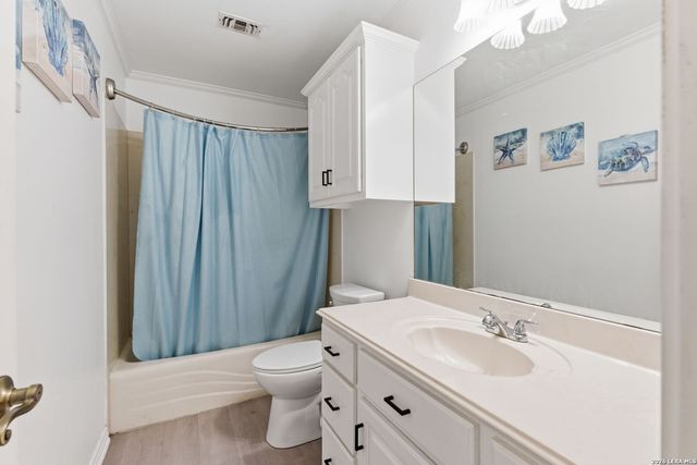 780 BURGES ST, Seguin, TX 78155