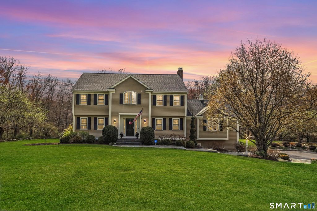 22 Bridle Path Trail, Monroe, CT 06468