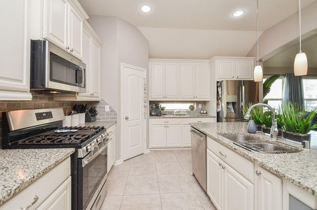 3006 Hartford Trail Lane, Dickinson, TX 77539