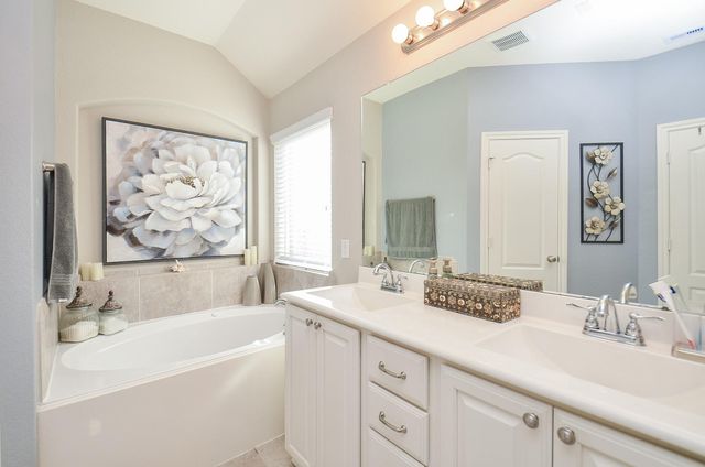 3006 Hartford Trail Lane, Dickinson, TX 77539