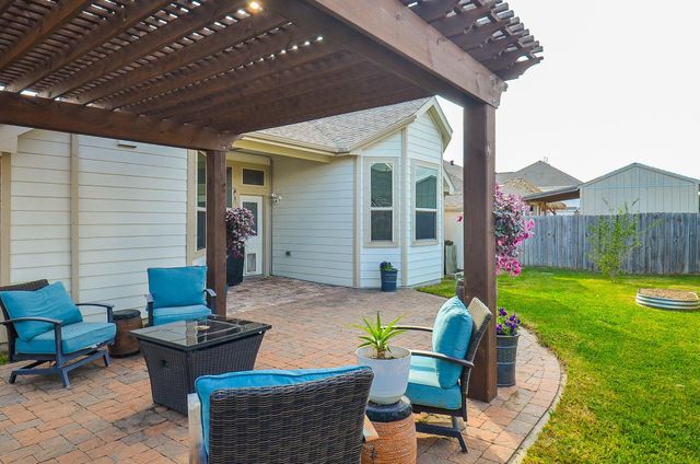 3006 Hartford Trail Lane, Dickinson, TX 77539