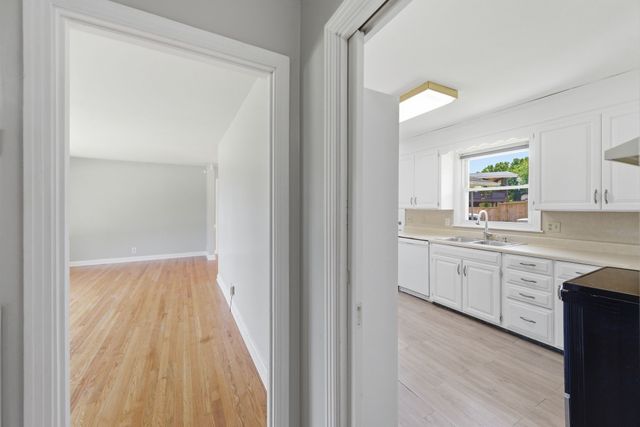 900 Saunders Ave, Madison, TN 37115