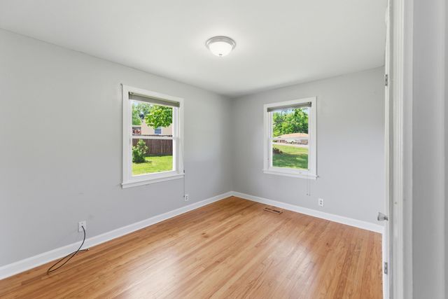 900 Saunders Ave, Madison, TN 37115