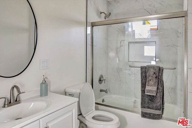 624 W Beach Avenue, Inglewood, CA 90302