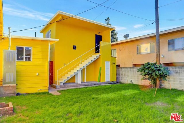 624 W Beach Avenue, Inglewood, CA 90302