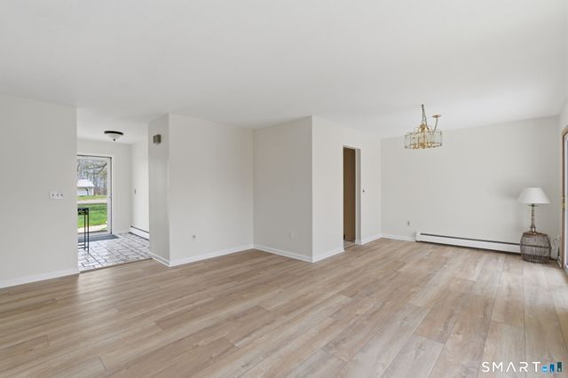 50 Stratton Court, Hamden, CT 06514