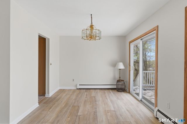 50 Stratton Court, Hamden, CT 06514