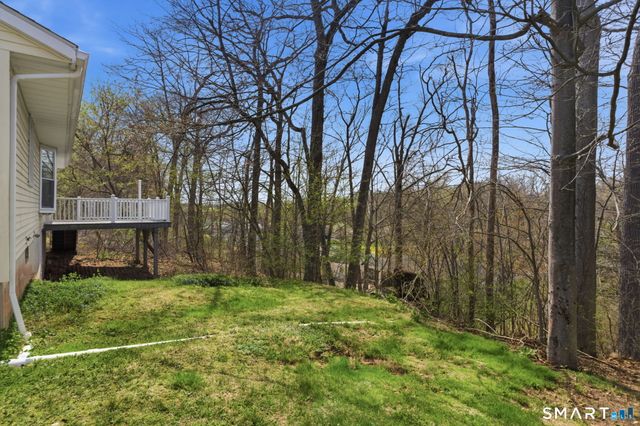 50 Stratton Court, Hamden, CT 06514