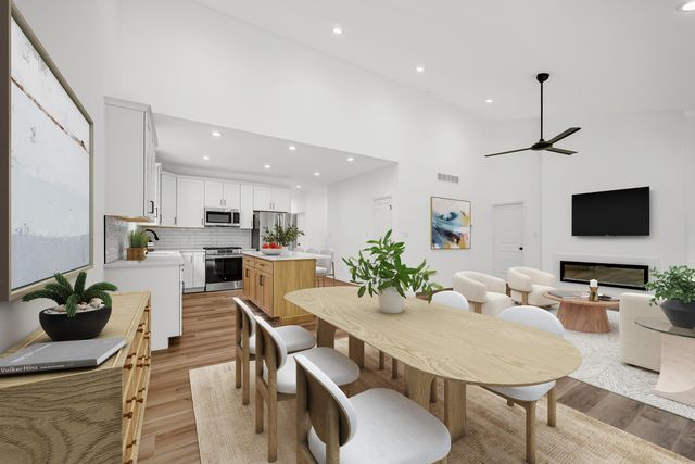 291 Crooked Oak Parkway, Valparaiso, IN 46385