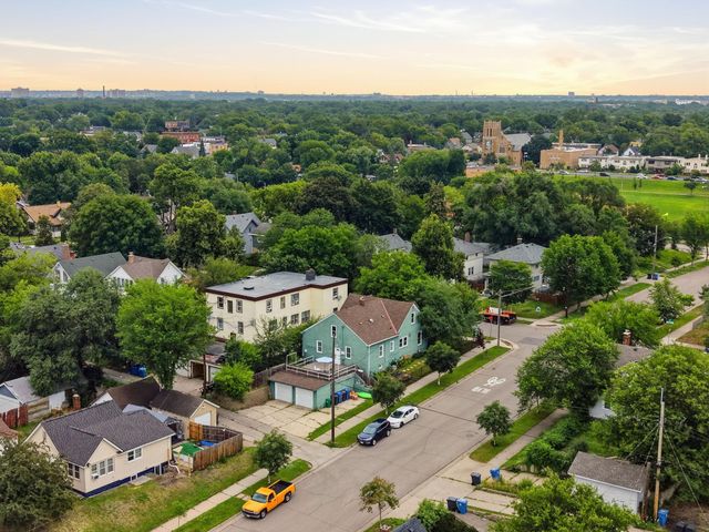 3952 Oakland Avenue, Minneapolis, MN 55407