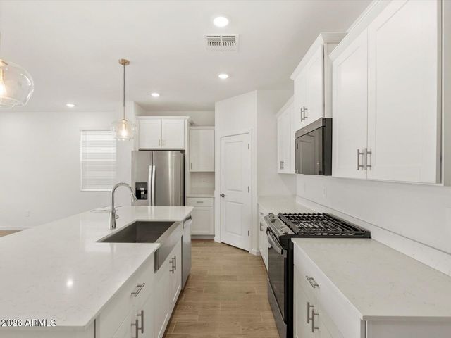 3560 N CAMDEN Drive, Florence, AZ 85132
