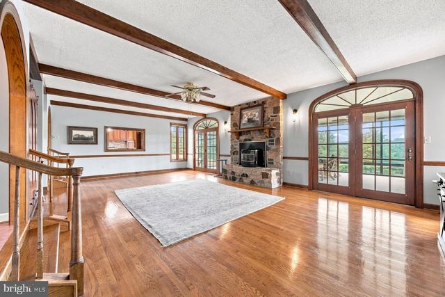 187 BELL RD, Westminster, MD 21158