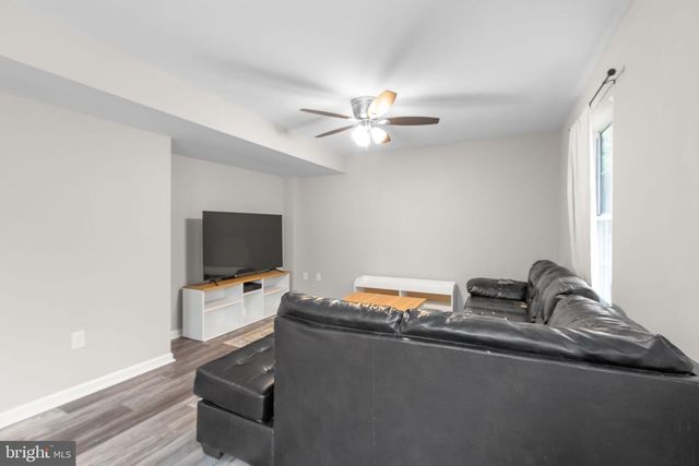 86 DEBBIE DR, Fredericksburg, VA 22406