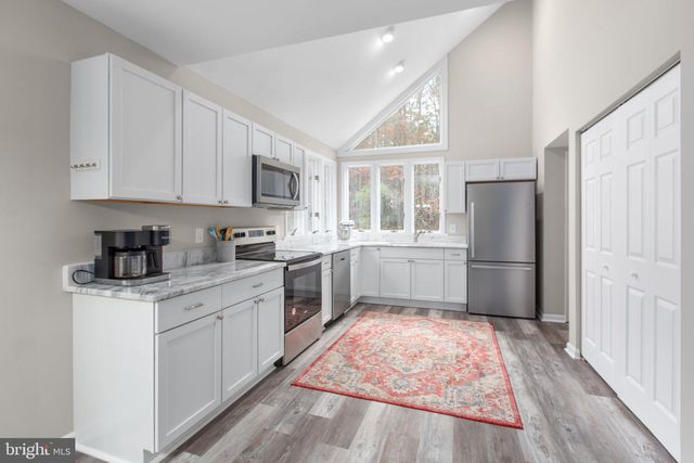 86 DEBBIE DR, Fredericksburg, VA 22406