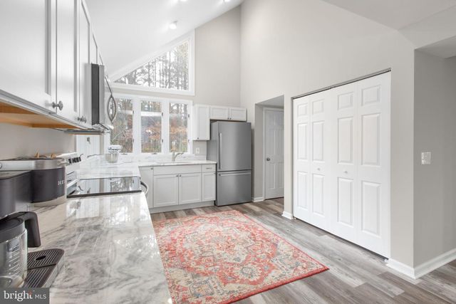 86 DEBBIE DR, Fredericksburg, VA 22406