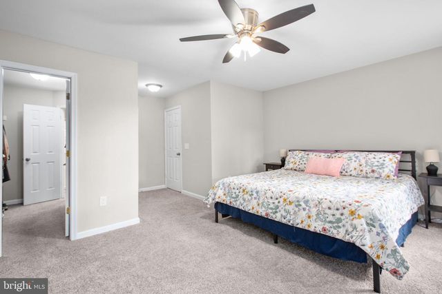 86 DEBBIE DR, Fredericksburg, VA 22406