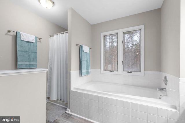 86 DEBBIE DR, Fredericksburg, VA 22406