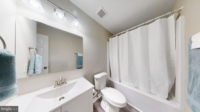 86 DEBBIE DR, Fredericksburg, VA 22406