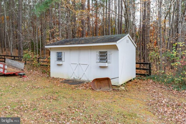 86 DEBBIE DR, Fredericksburg, VA 22406