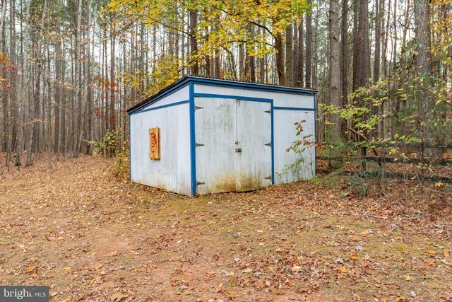 86 DEBBIE DR, Fredericksburg, VA 22406