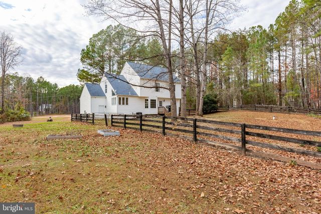 86 DEBBIE DR, Fredericksburg, VA 22406