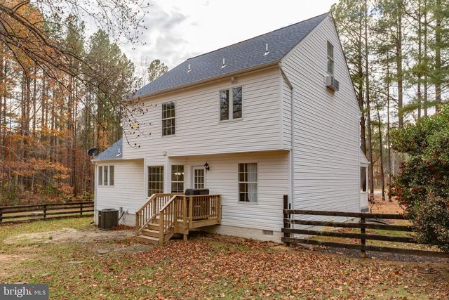 86 DEBBIE DR, Fredericksburg, VA 22406