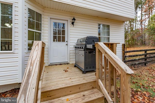 86 DEBBIE DR, Fredericksburg, VA 22406