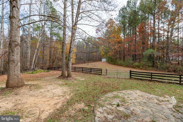 86 DEBBIE DR, Fredericksburg, VA 22406