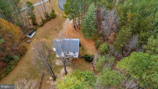 86 DEBBIE DR, Fredericksburg, VA 22406