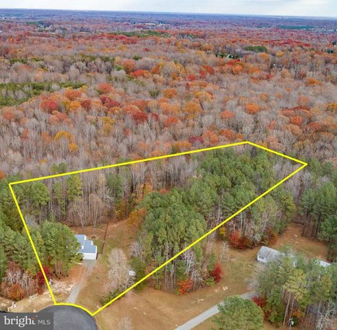 86 DEBBIE DR, Fredericksburg, VA 22406