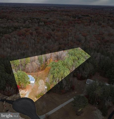 86 DEBBIE DR, Fredericksburg, VA 22406