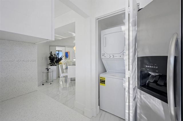 20185 E Country Club Dr 1104, Aventura, FL 33180