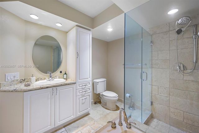 20185 E Country Club Dr 1104, Aventura, FL 33180