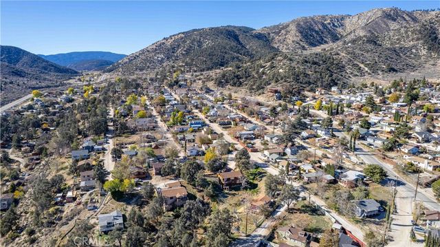 632 Julin Trail, Frazier Park, CA 93225