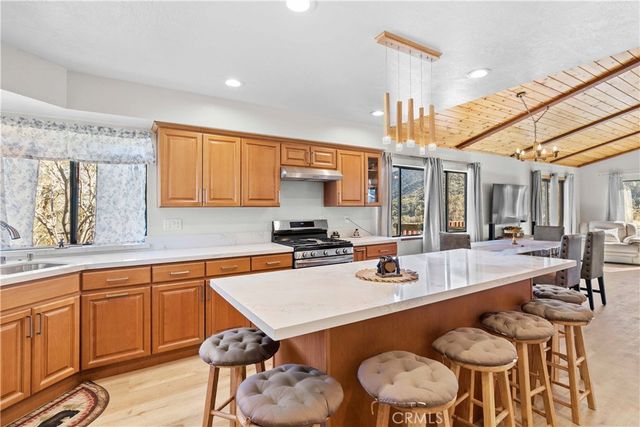 632 Julin Trail, Frazier Park, CA 93225