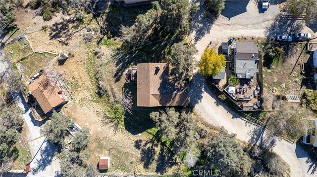 632 Julin Trail, Frazier Park, CA 93225
