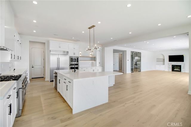 20446 W Albion, Porter Ranch, CA 91326