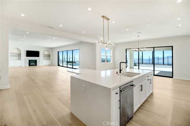 20446 W Albion, Porter Ranch, CA 91326