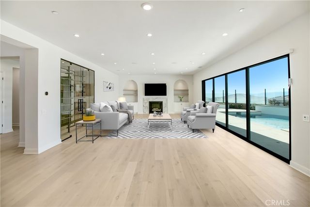 20446 W Albion, Porter Ranch, CA 91326