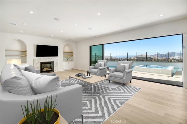 20446 W Albion, Porter Ranch, CA 91326