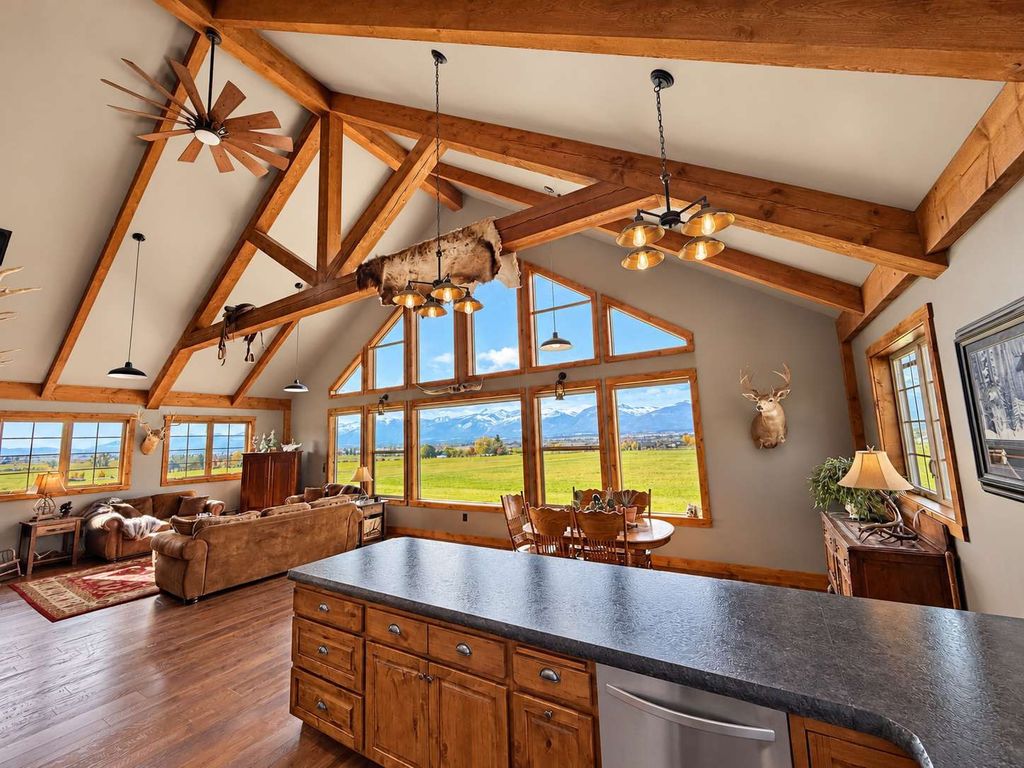 2174 Poppy Lane, Corvallis, MT 59828 photo 3