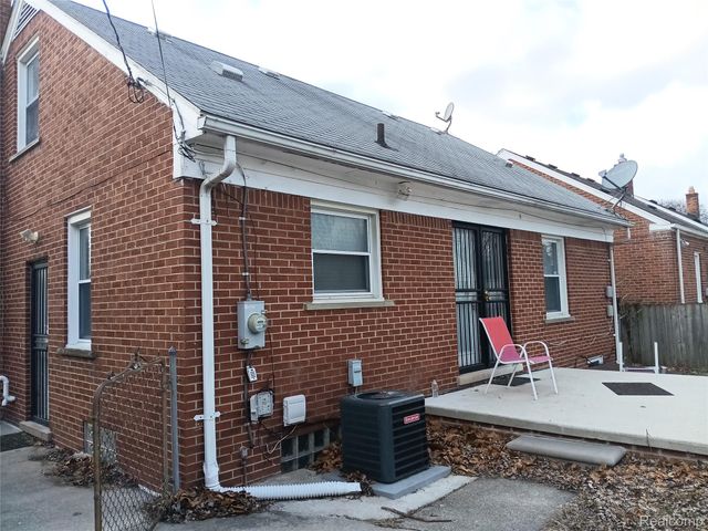11332 Riverdale, Redford Charter Township, MI 48239