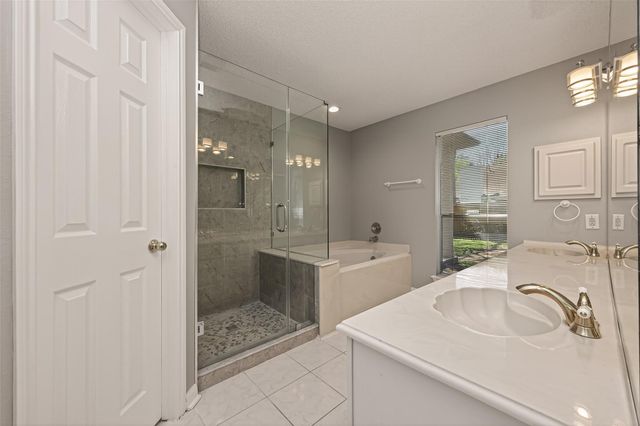 19 Evening Song Court, The Woodlands, TX 77380