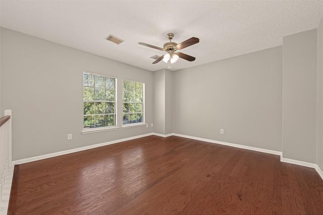 19 Evening Song Court, The Woodlands, TX 77380