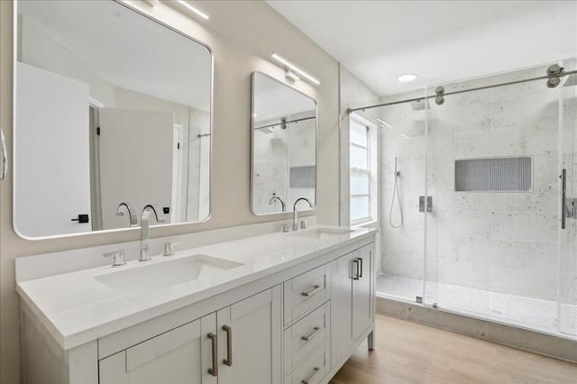 1723 ELK SPRING DRIVE, Brandon, FL 33511